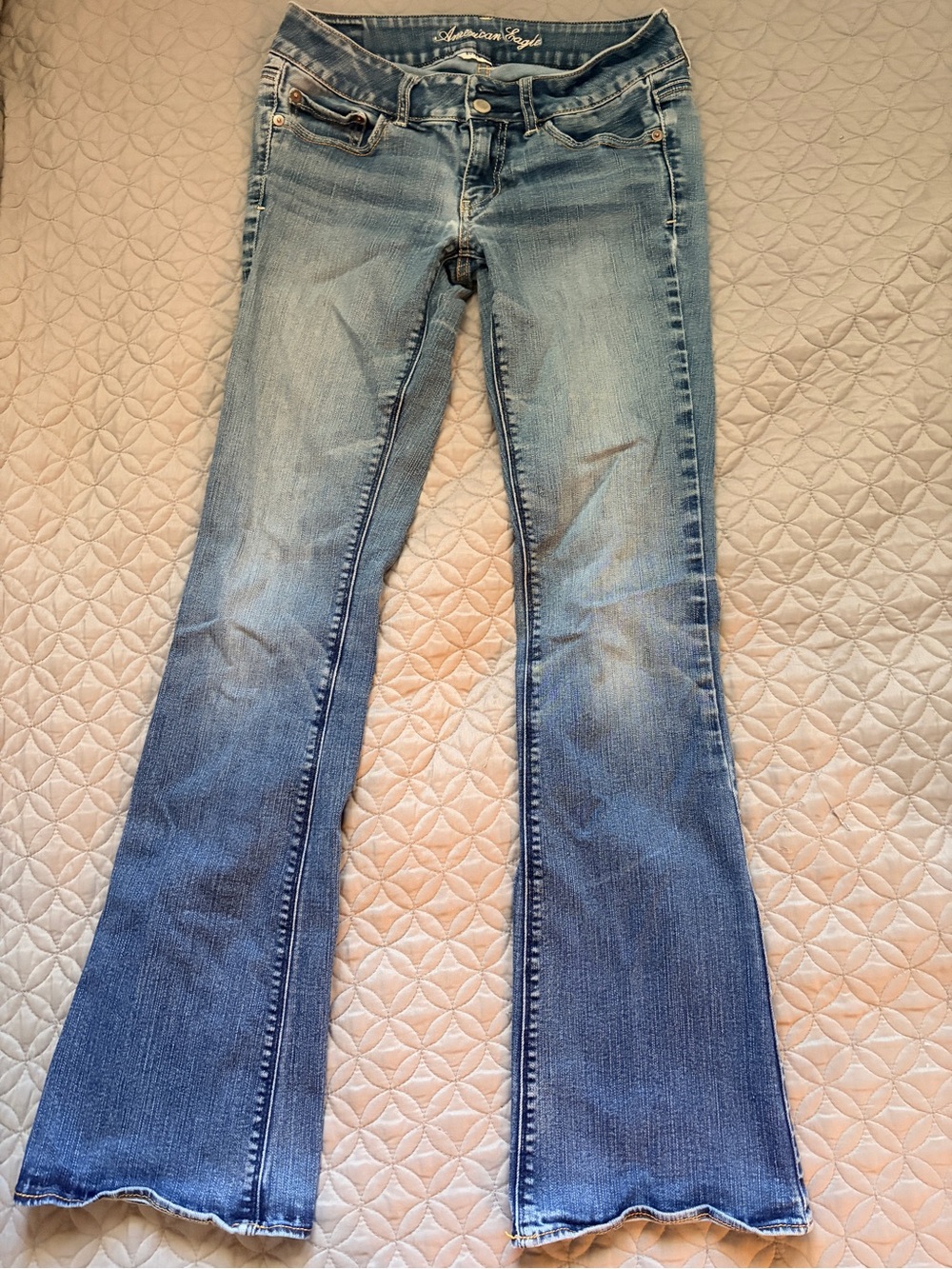 American Eagle Women’s Size 6 Long Super Stretch Artist Bootcut Flare Jeans
